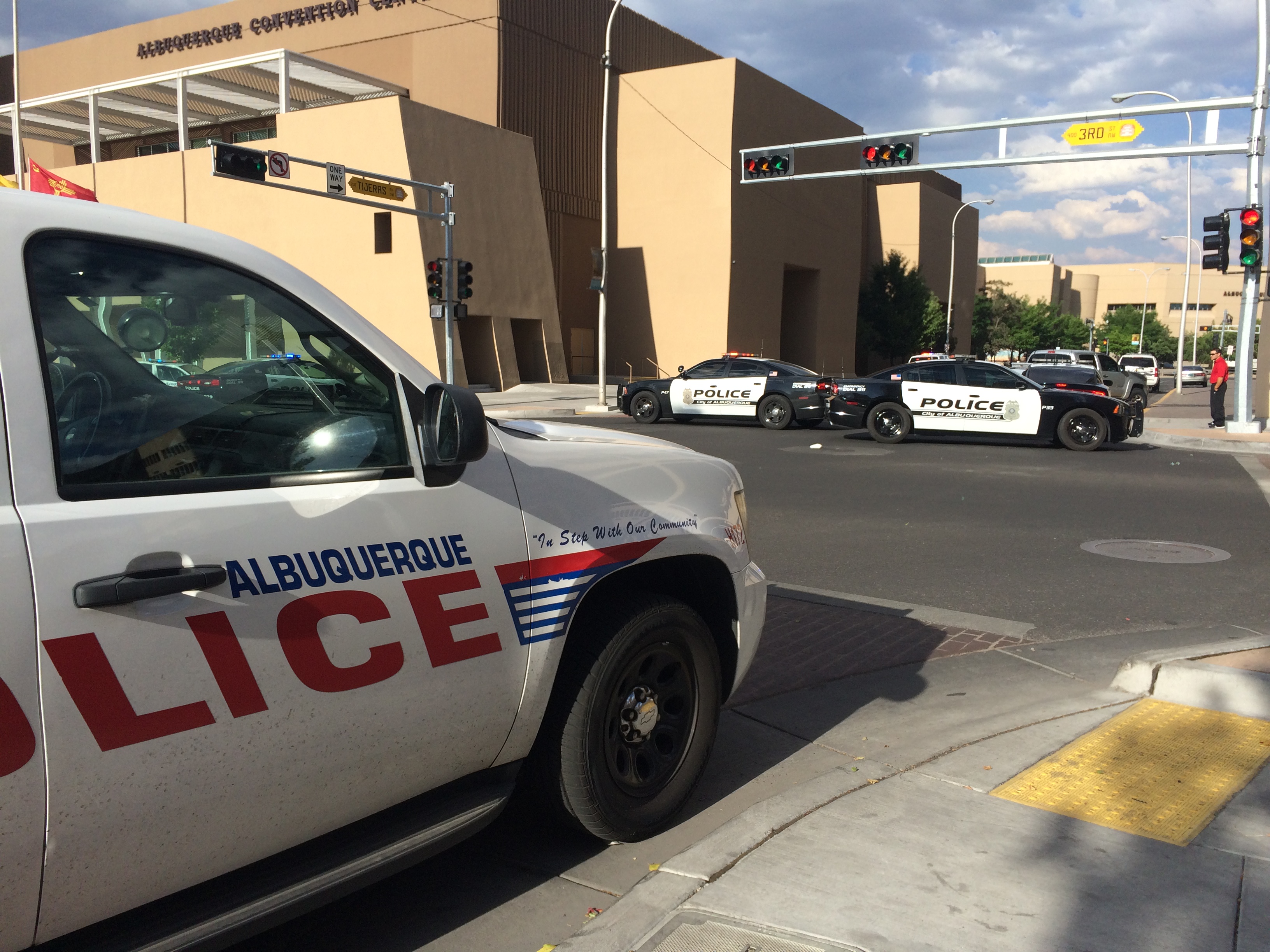 Reports of shooter, hostage situation in Albuquerque