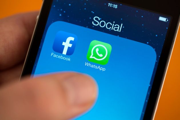 WhatsApp To Phase Out Subscription Fees