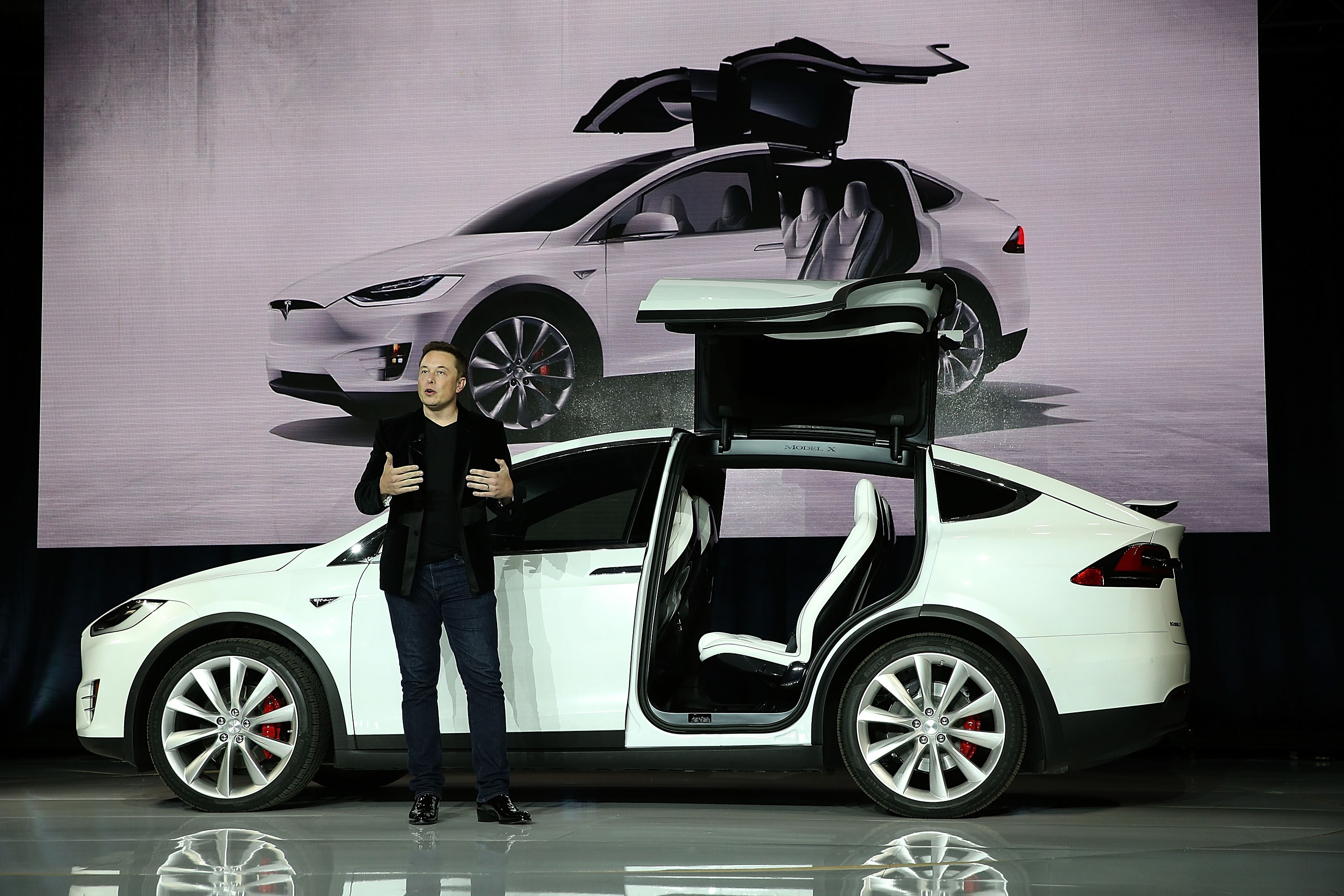Tesla Model X pricing announced