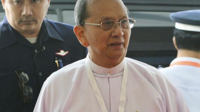 Myanmar lawmakers OK new executive post for Suu Kyi