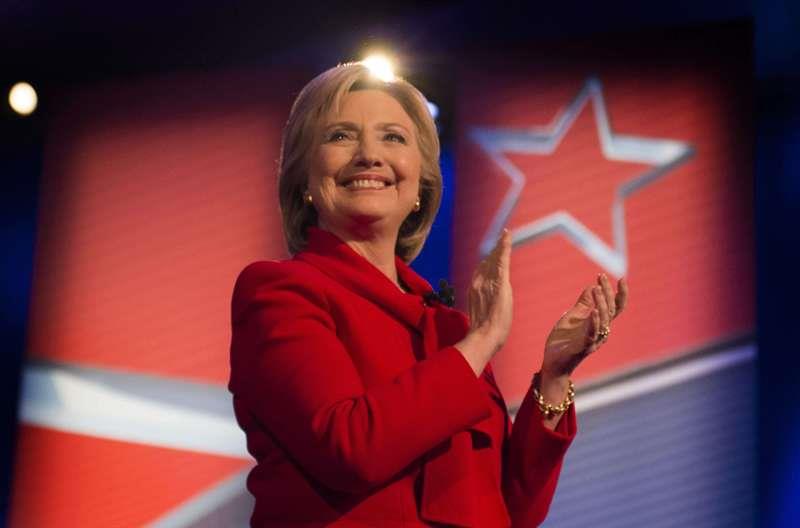 Clinton's loyal women backers wary of a 2008 Iowa repeat