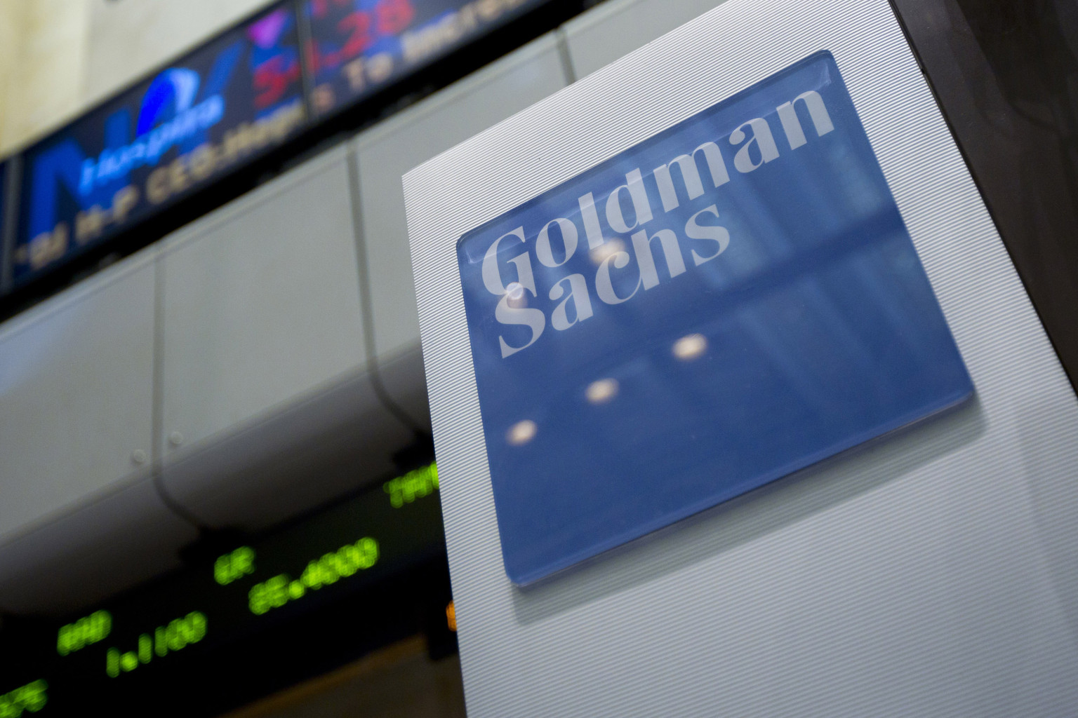 Goldman's Q4 Results Disappoint, Shares Dip Lower